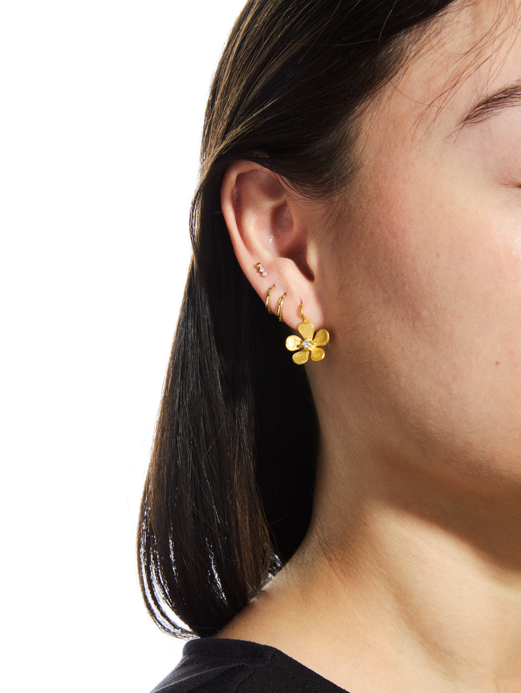 Hammered Diamond Violet Yellow Gold Earrings