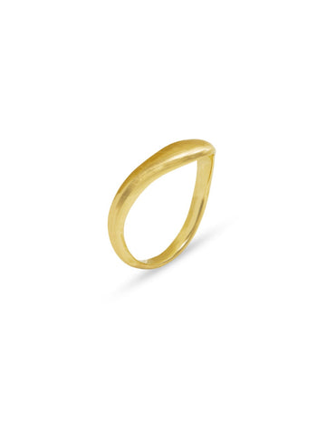 Medium V Wave Yellow Gold Ring