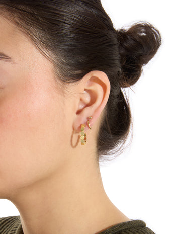 Small Circle Link Yellow Gold Hoop Earrings