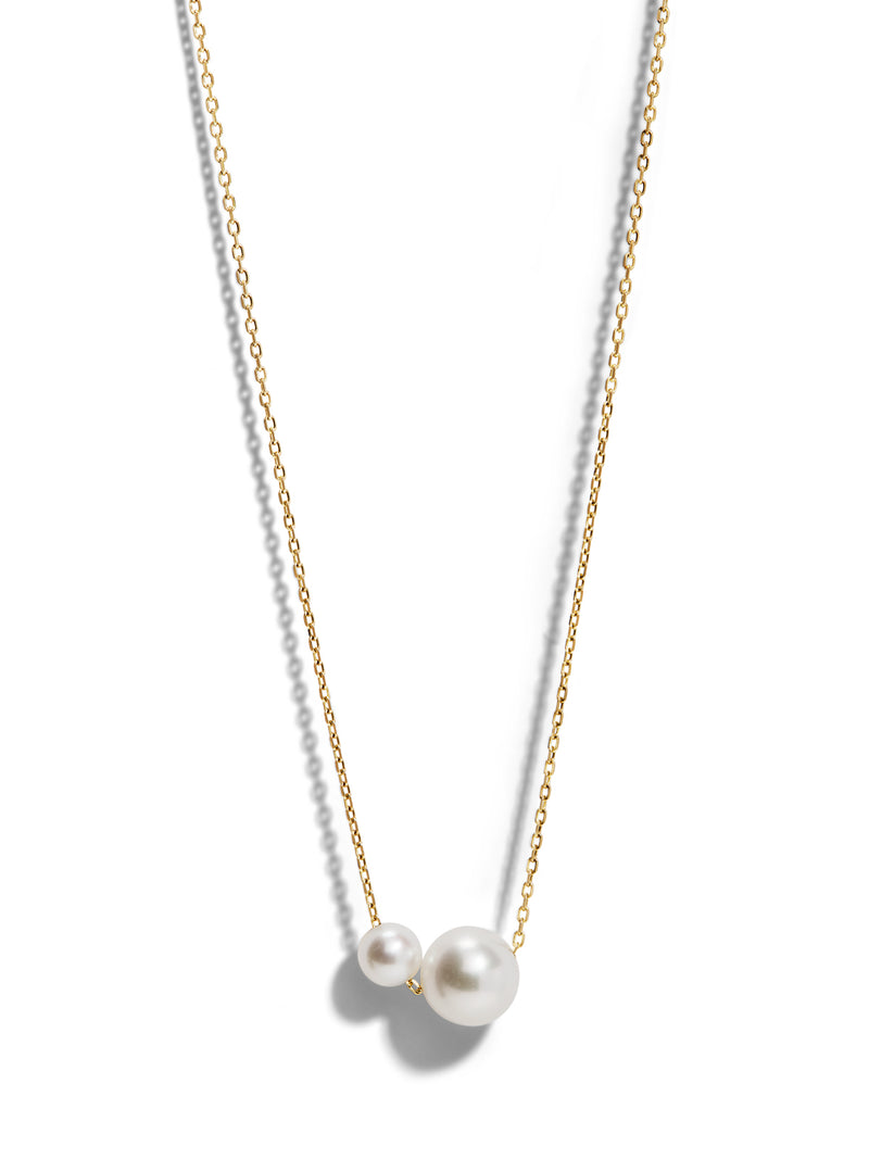 Kissing Pearl Solitaire Yellow Gold Necklace