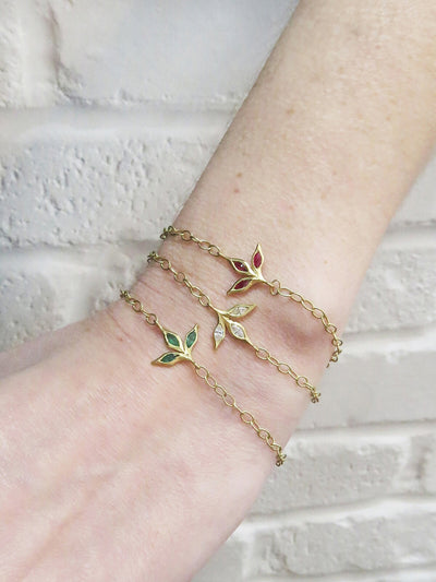 Three Leaf Emerald Chain Bracelet - Yellow Gold