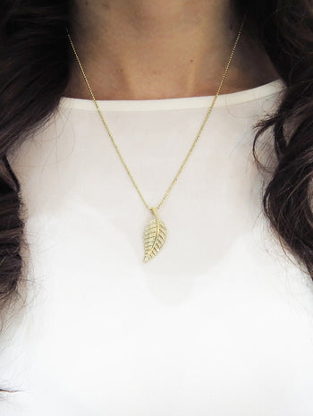 Diamond Leaf Necklace - Yellow Gold